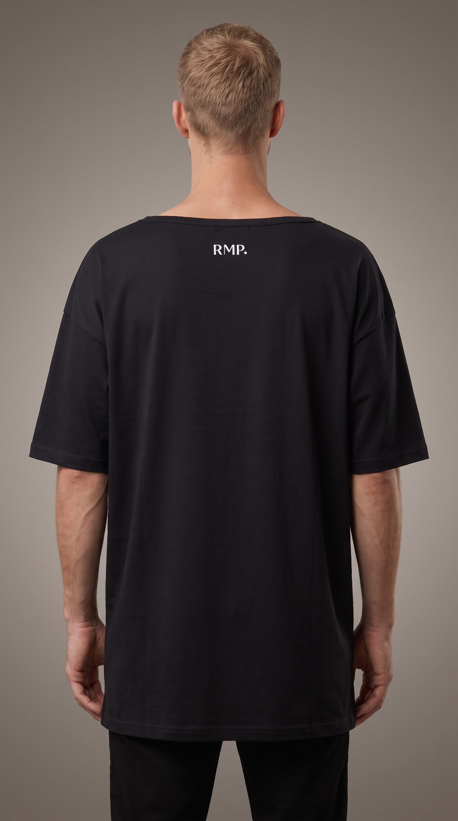 RMP VIBE TEE-שחור